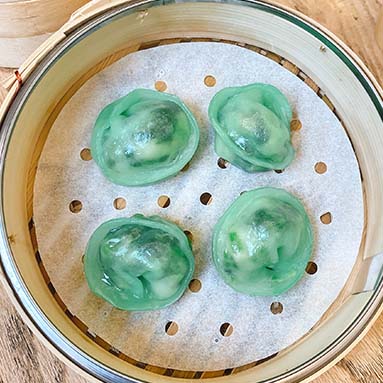 Snow Peas Leaves & Shrimp Dumplings 豆苗蝦餃
