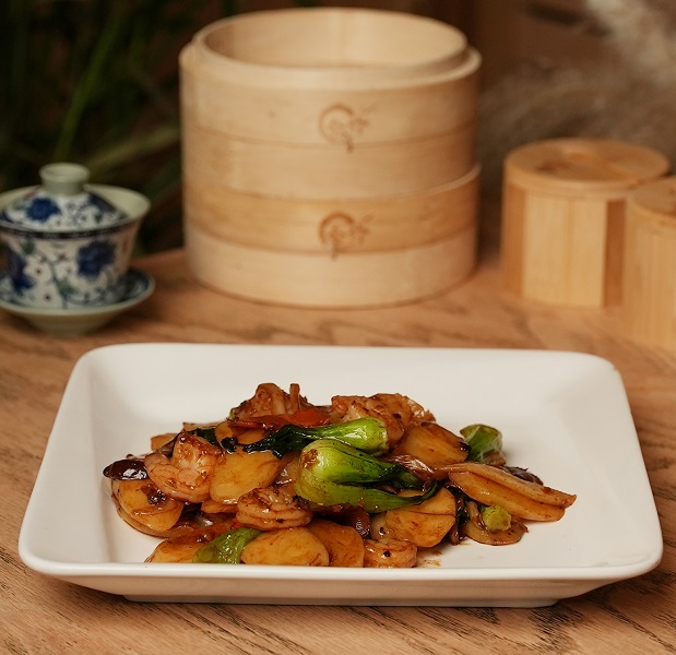 steam nyc shanghai style fried rice cake