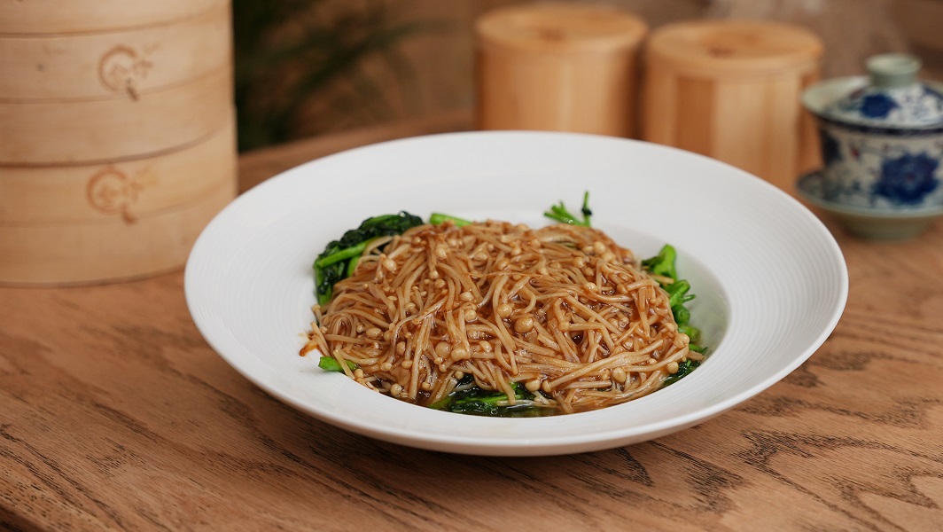 steam nyc watercress sauteed w. enoki mushroom